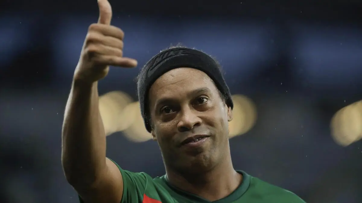 Fußball-Star: Ronaldinho wird mit 45 Jahren zum ersten Mal Opa